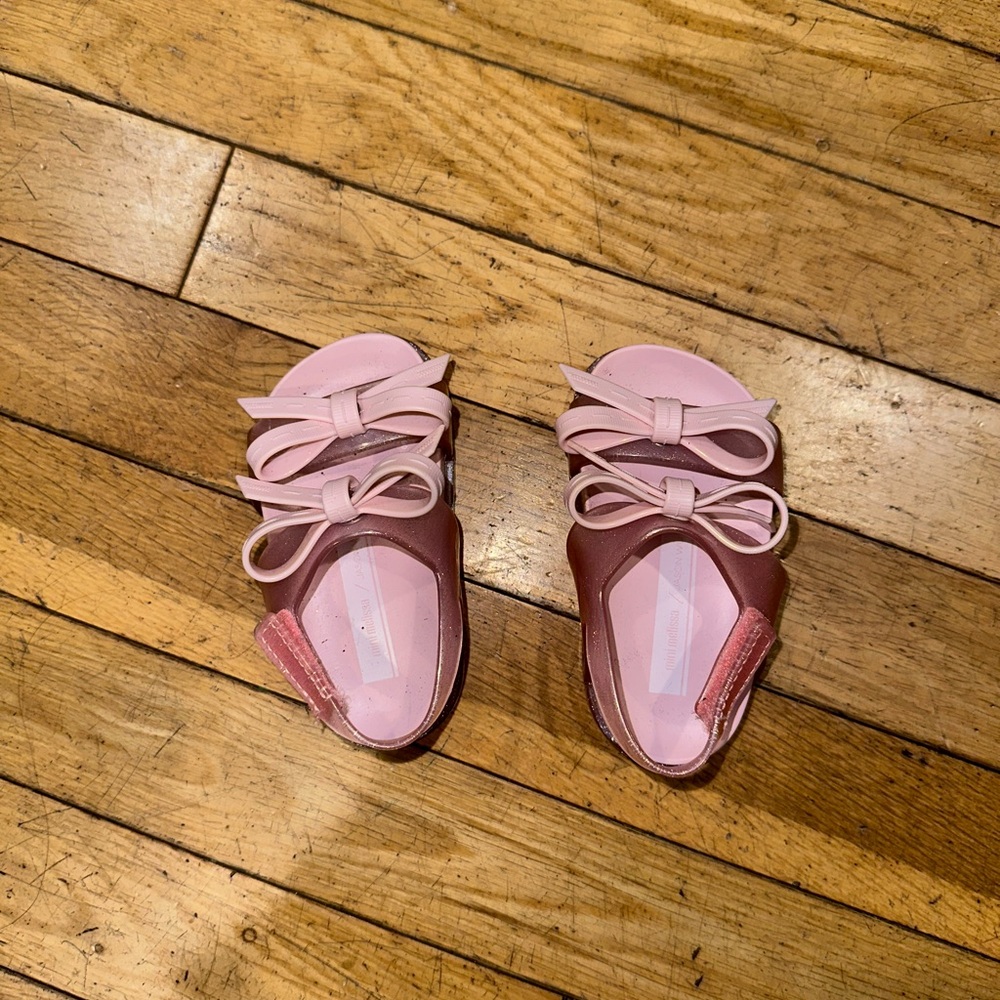 Mini Melissa Pink Bow Sandals